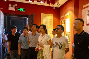 筑牢信仰之基  補足精神之鈣